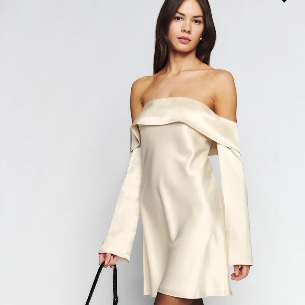 Reformation | Maves Dress Off-Shoulder in Off-White Cream Almond Size XS - Picture 7 of 8